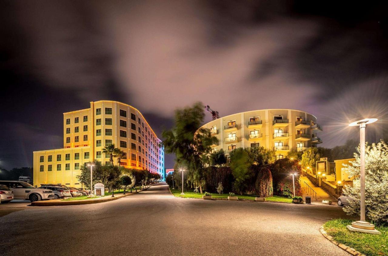 Vuni Palace Premium Hotel & Spa & Casino Beachfront Location ! Kyrenia  Exteriör bild