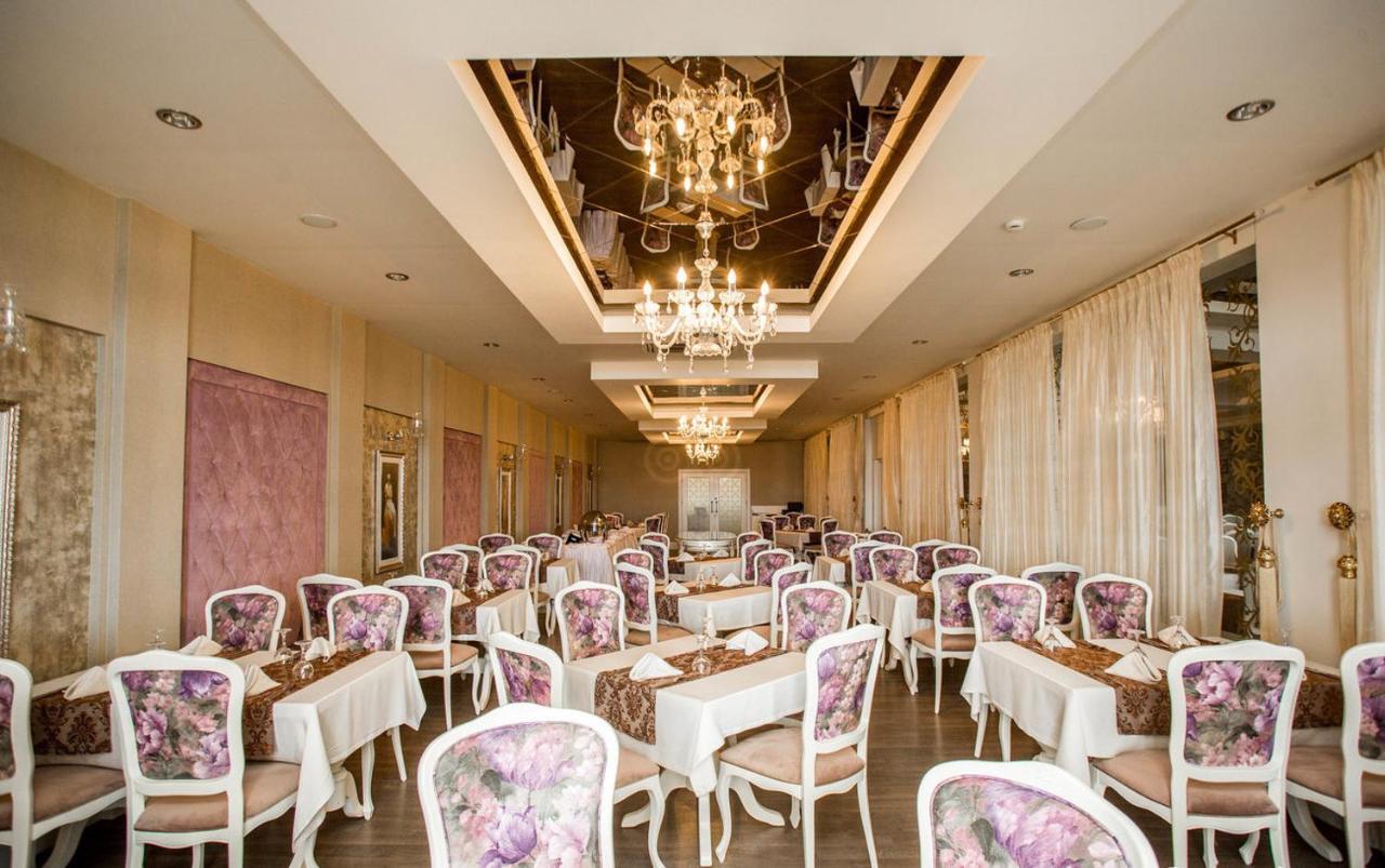 Vuni Palace Premium Hotel & Spa & Casino Beachfront Location ! Kyrenia  Exteriör bild
