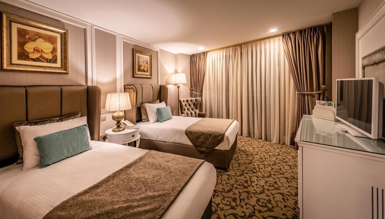 Vuni Palace Premium Hotel & Spa & Casino Beachfront Location ! Kyrenia  Exteriör bild